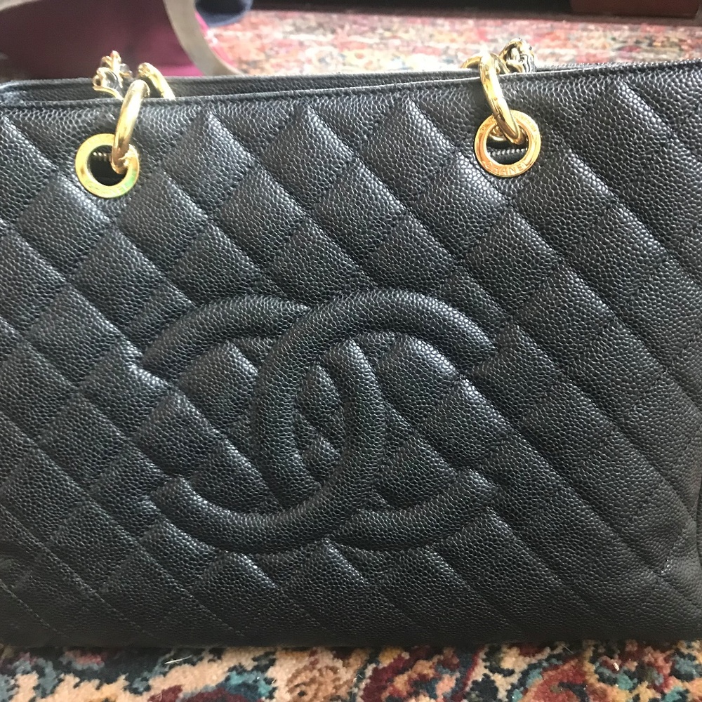 Chanel Grand Shopping Tote - Picture 6 of 7